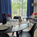 Lambert * Ustronie Morskie
