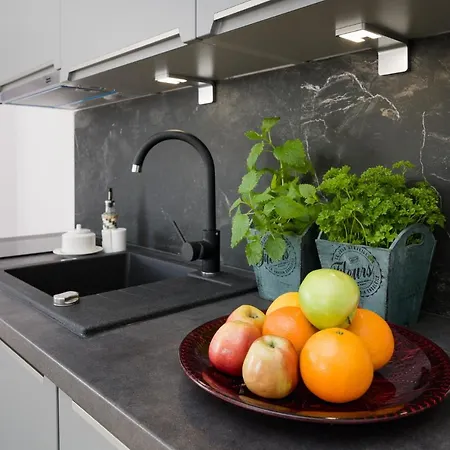 Lambert 公寓 尤斯托尼莫斯基